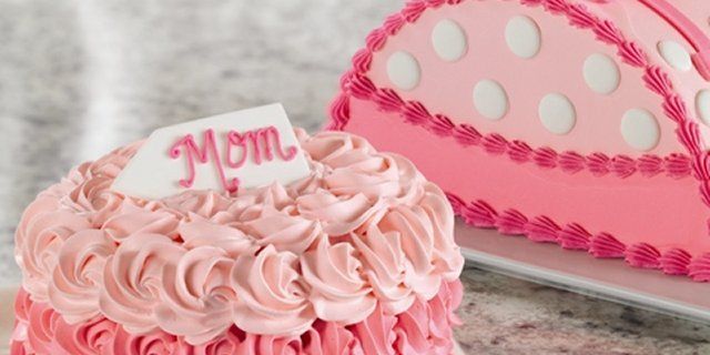 Last Minute Mother's Day Gifts for the Mom Who Loves Food