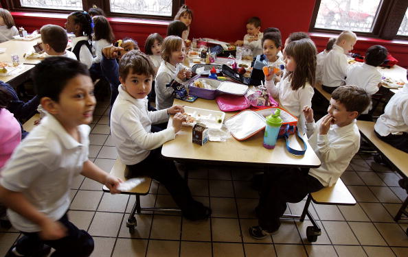 Senator Dick Durbin Tours New Healthy Lunch In Schools Program