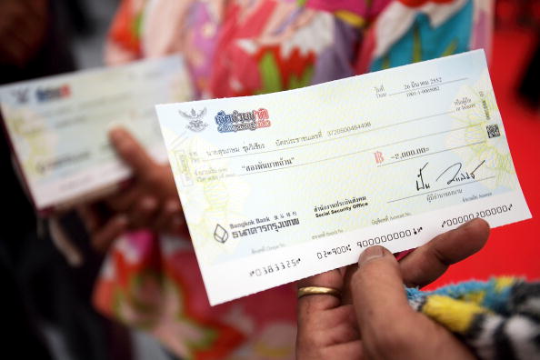 Impoverished Thais Recieve Government Cash Handout