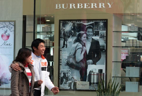 Burberry perfrume ad