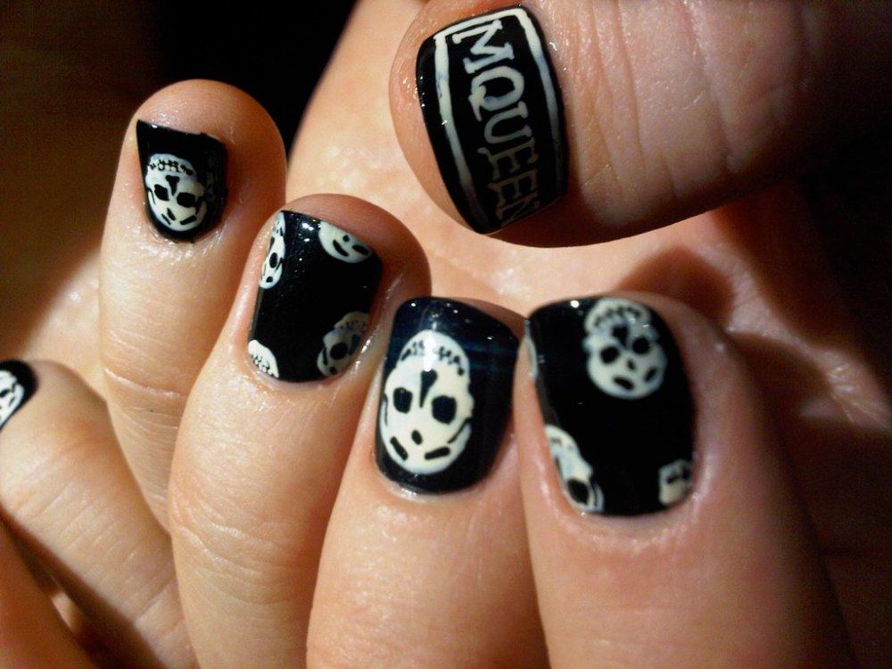 skulls