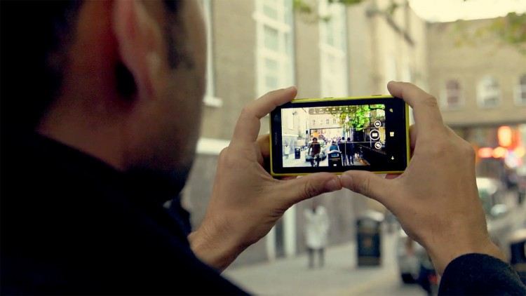Smartphone camera street photography review