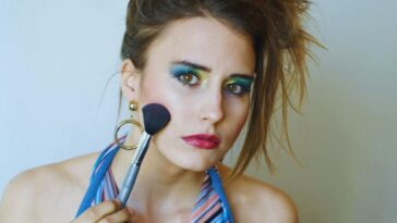 20 Strange Looks People Tried In The 1970s