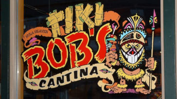 10 Defunct Restaurant Chains That Went Wild with Gimmicks—and Paid the Price