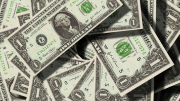13 Effortless Ways to Live Below Your Means and Watch Your Savings Grow