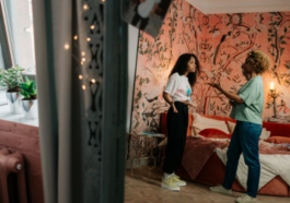 7 Hidden Signs You Grew Up With a Narcissistic Parent, According to Experts