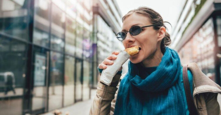 8-things-you-should-never-do-before-10-am-if-youre-on-a-weight-loss-journey