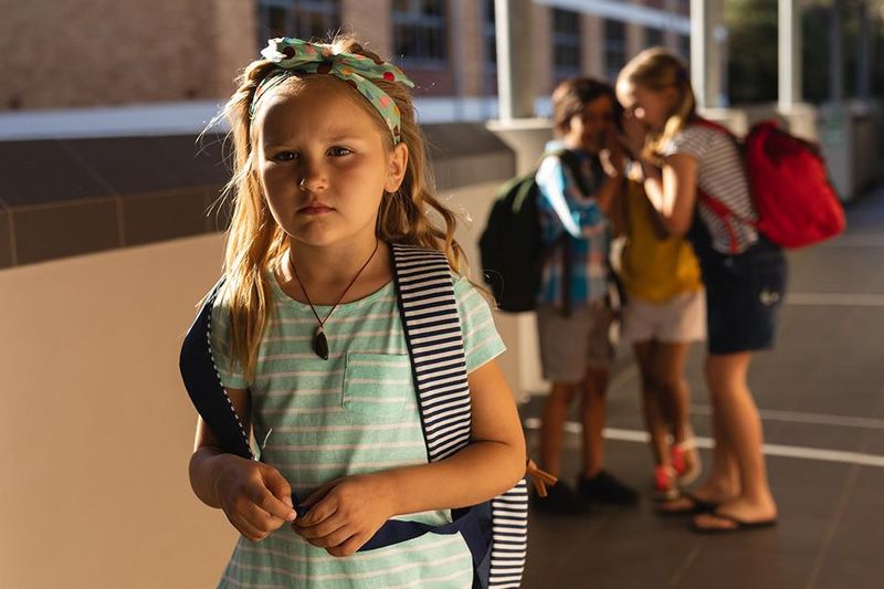 7 Smart Ways Parents Can Help Kids Face Bullies Without Fear This Fall
