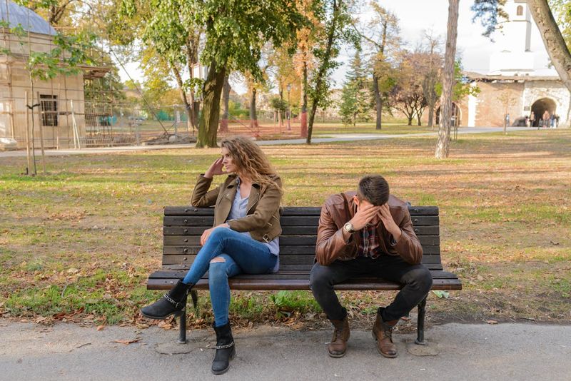 Show Emotional Independence