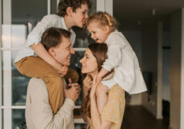 11 Subtle Signs You Were Raised in a Highly Supportive Home