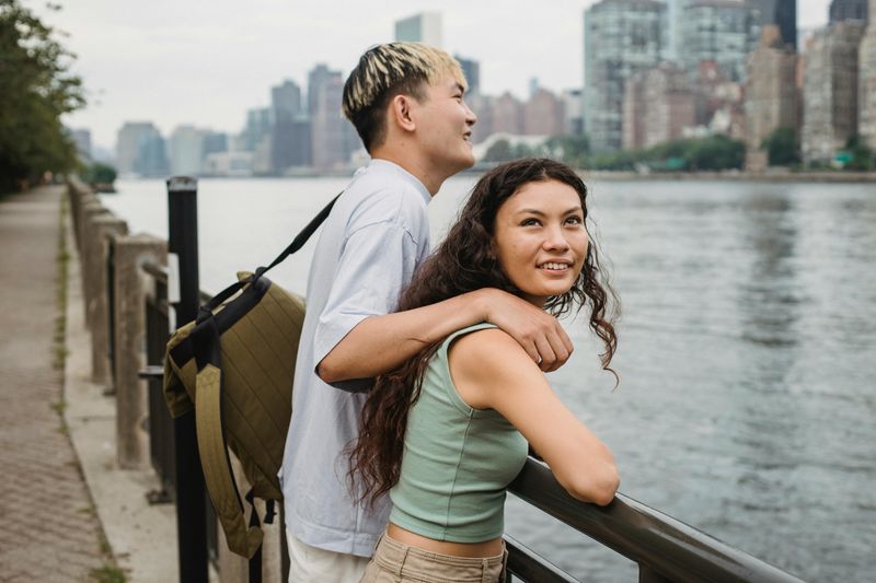 Modern Dating Rules That Are Totally Worth Following