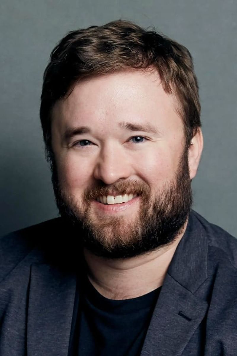 Haley Joel Osment Sees Different Paths