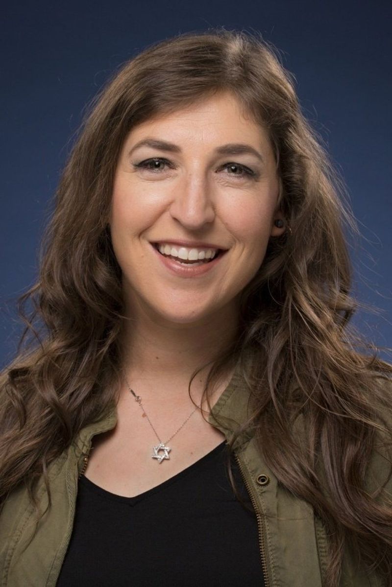 Mayim Bialik – Teenage Blossom to Neuroscientist and Star