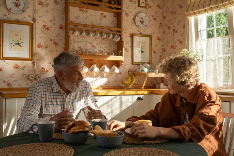 13 Subtle Clues Around the House That Show Your Parents Are Secretly Struggling