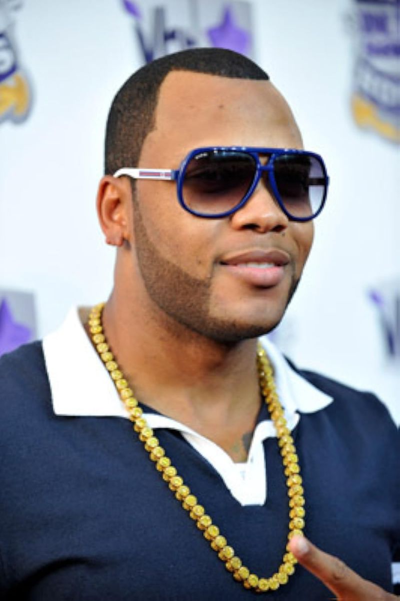 Flo Rida ft. T-Pain – “Low” (2008)