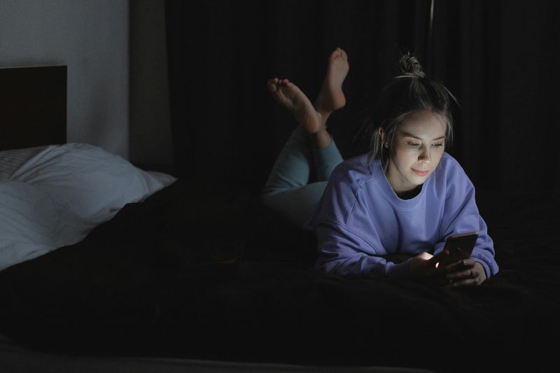 Convenient-Only Contact