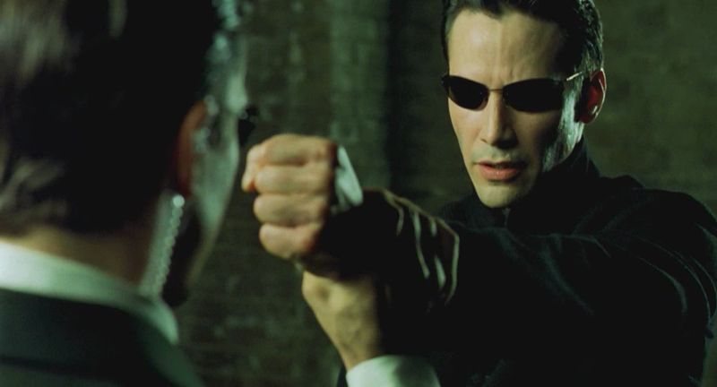 Neo vs. the Smiths – The Matrix Reloaded (2003)