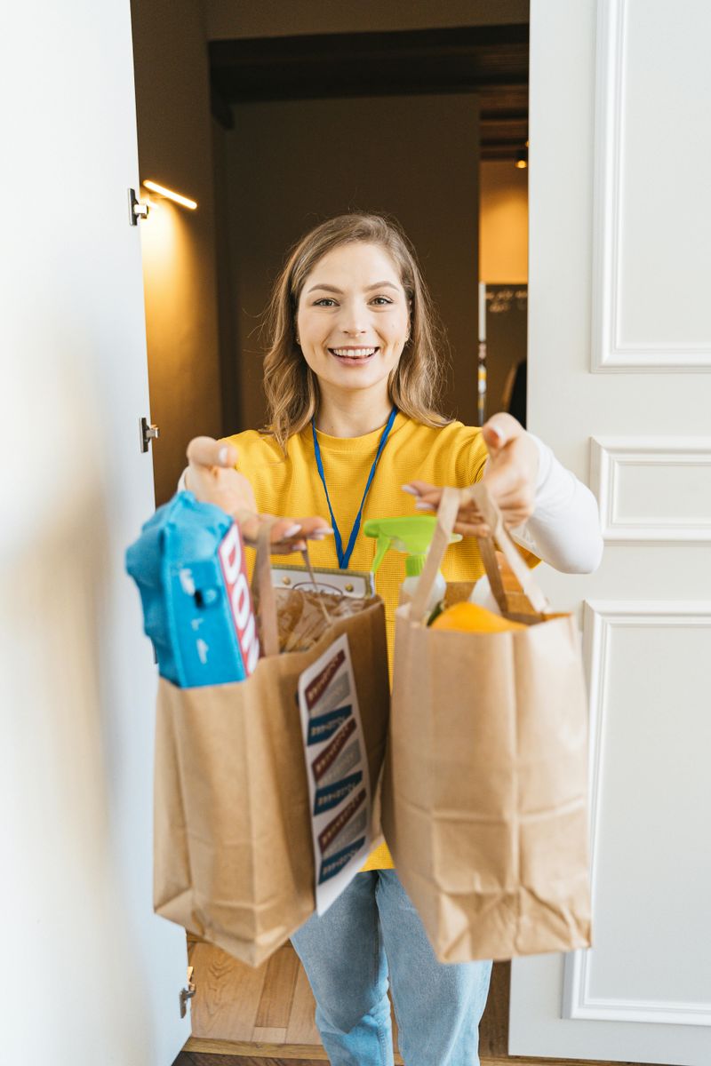 Assisting Others With Their Groceries