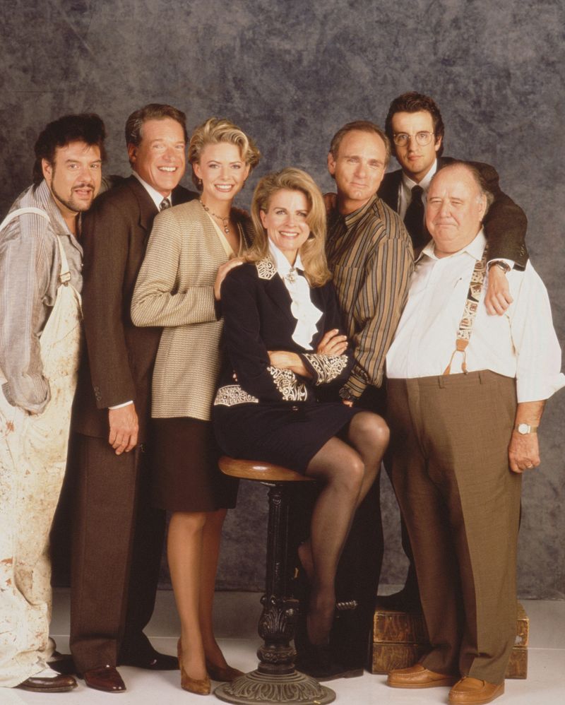 Murphy Brown (1988–1998, 2018)