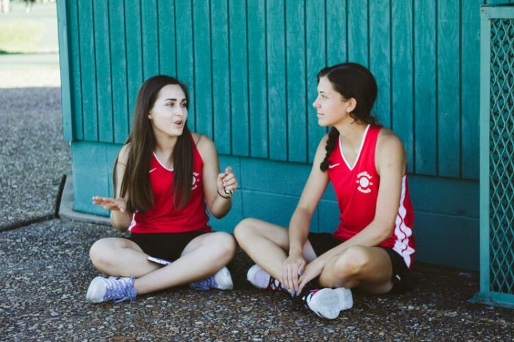 Yes Body Language Images 8 Body Language Clues That Reveal Someone Is Telling the Truth