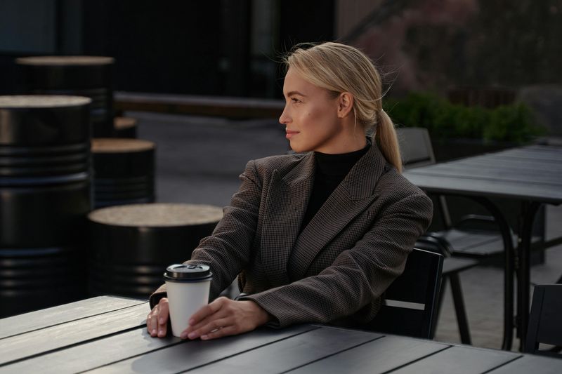 10 Upper-Class Habits That Can Transform Your Life Without Spending a Dime