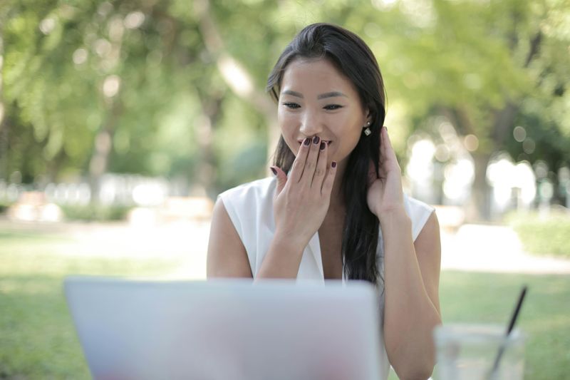16 Surprisingly Common Things People Do But Never Admit Out Loud