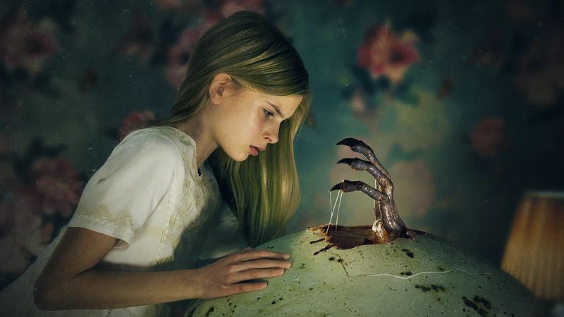 12 Terrifying Horror Endings That Prove Good Doesn't Always Prevail