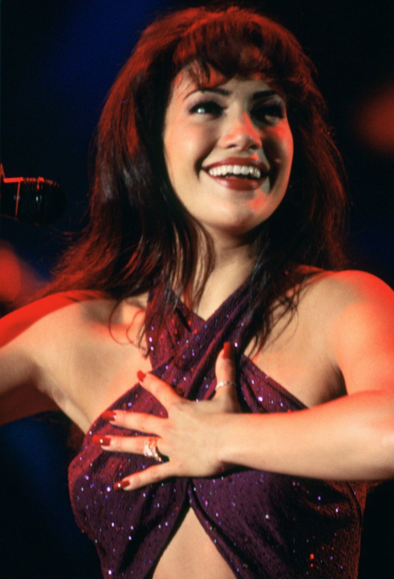 Selena (1997)