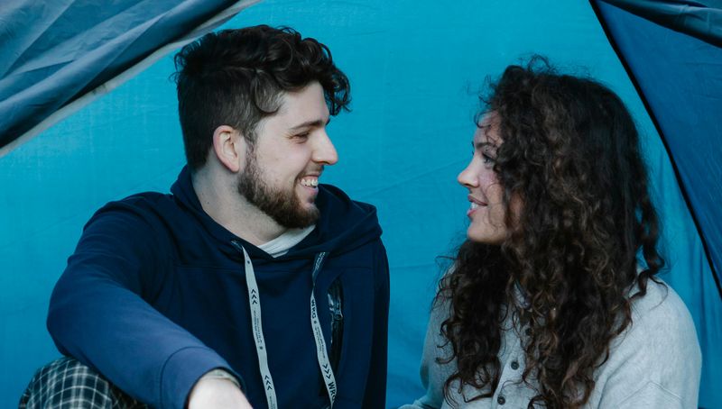 10 Ways People Show Affection When They're Not Great With Words