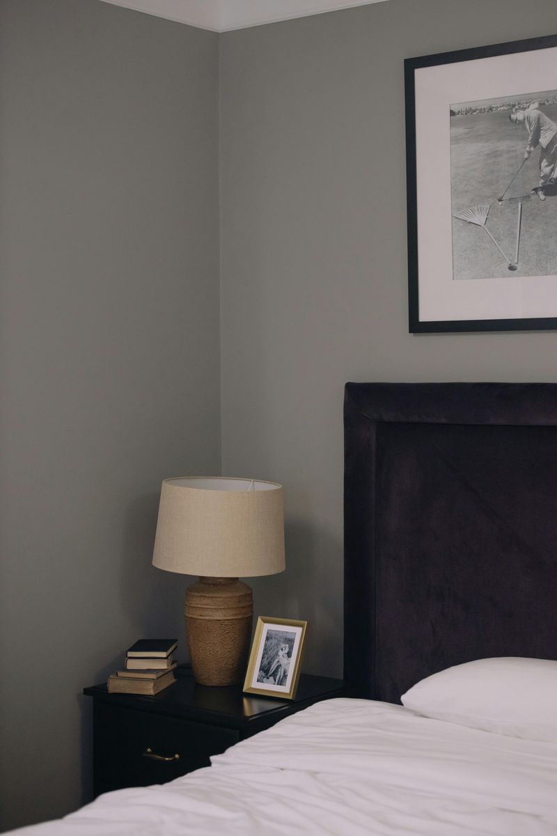 Reading Multiple Books Simultaneously