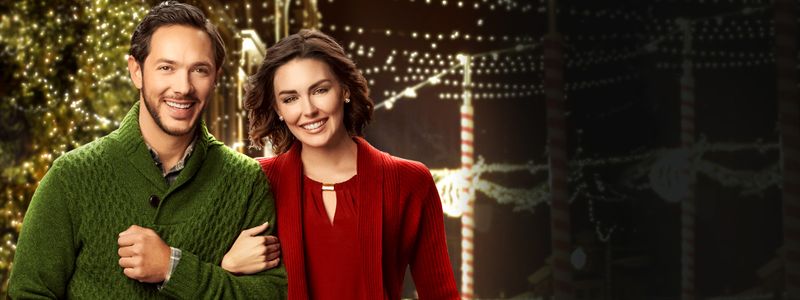 Taylor Cole & Michael Rady (Christmas in Homestead)
