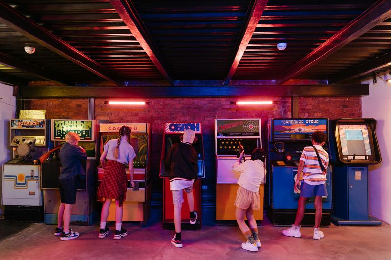 Arcade Hangs & Early Video Games