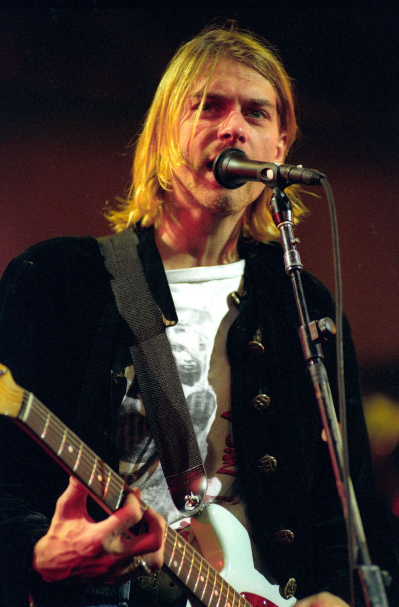 Kurt Cobain – Heart-Shaped Boxes of Mementos