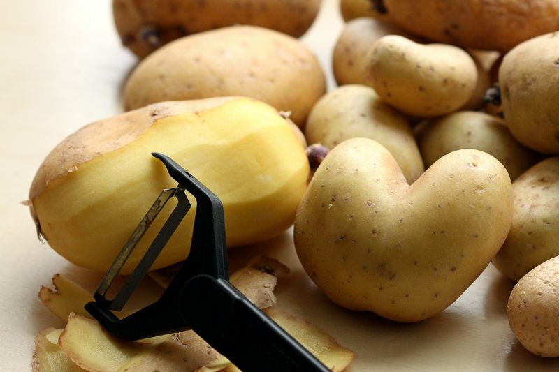 Peeling Potatoes the Easy Way