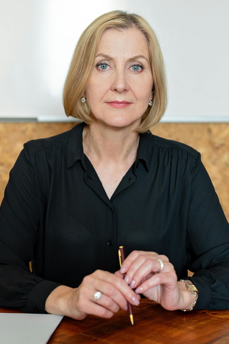 “Your confidence makes it easy to trust you.”