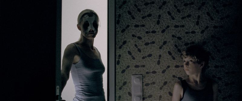 Goodnight Mommy (2014)