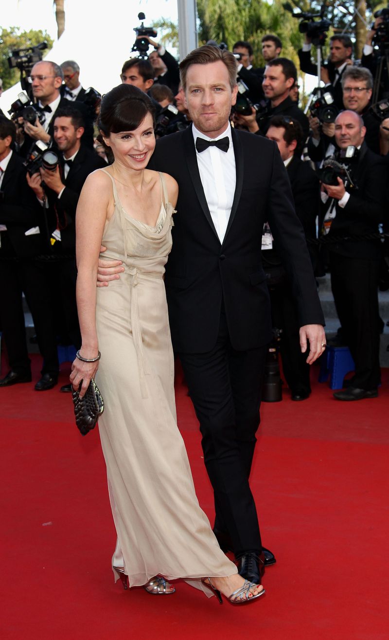 Ewan McGregor & Eve Mavrakis (Mary Elizabeth Winstead)