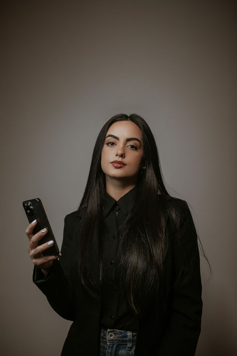 People With Nothing Interesting to Say Often Rely on These 12 Phrases