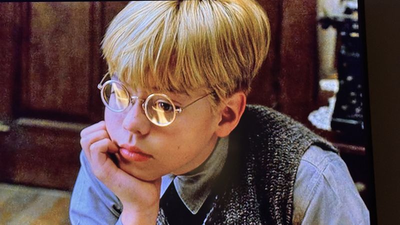 Something Wicked This Way Comes (1983)