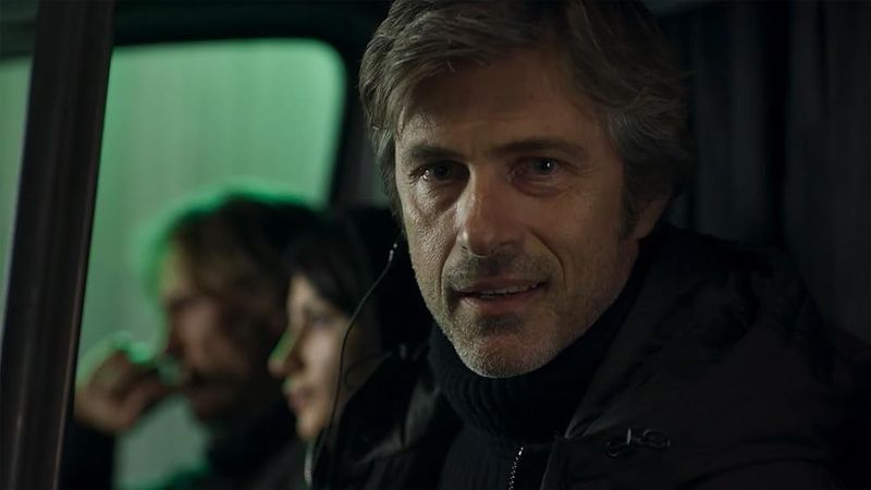 Everybody Loves Diamonds (2023)