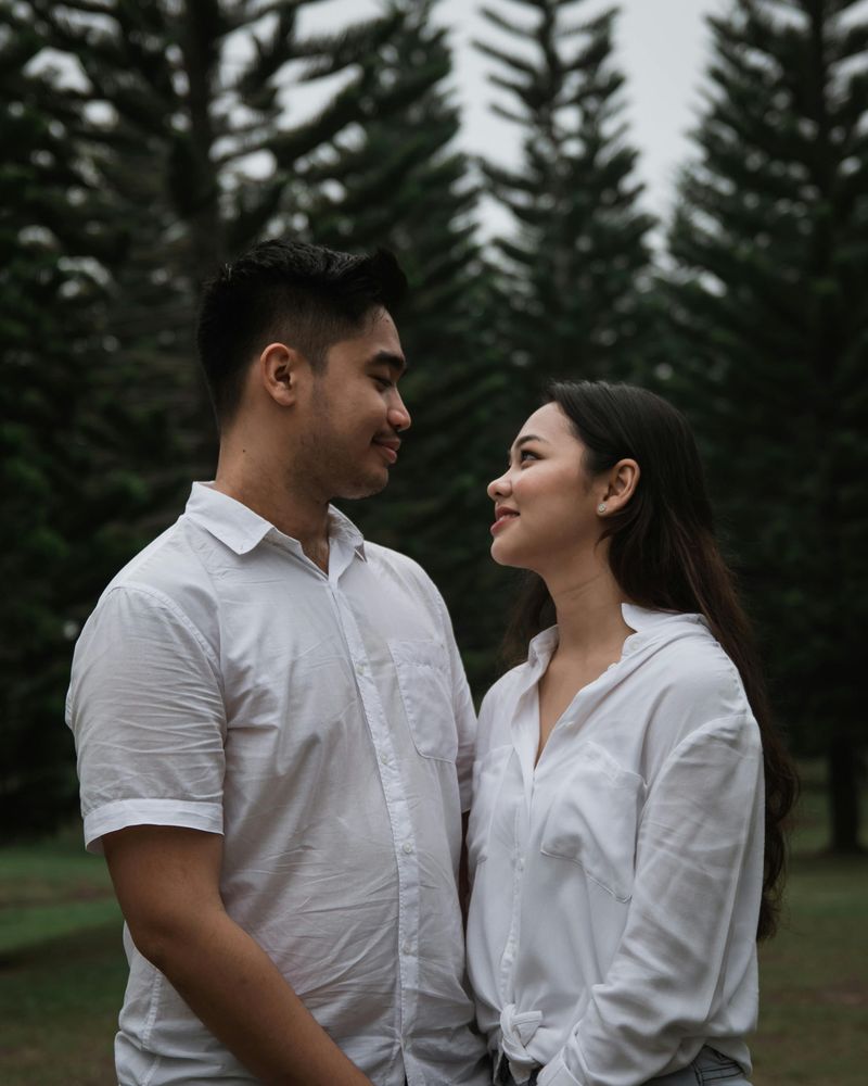 Make Strong Eye Contact