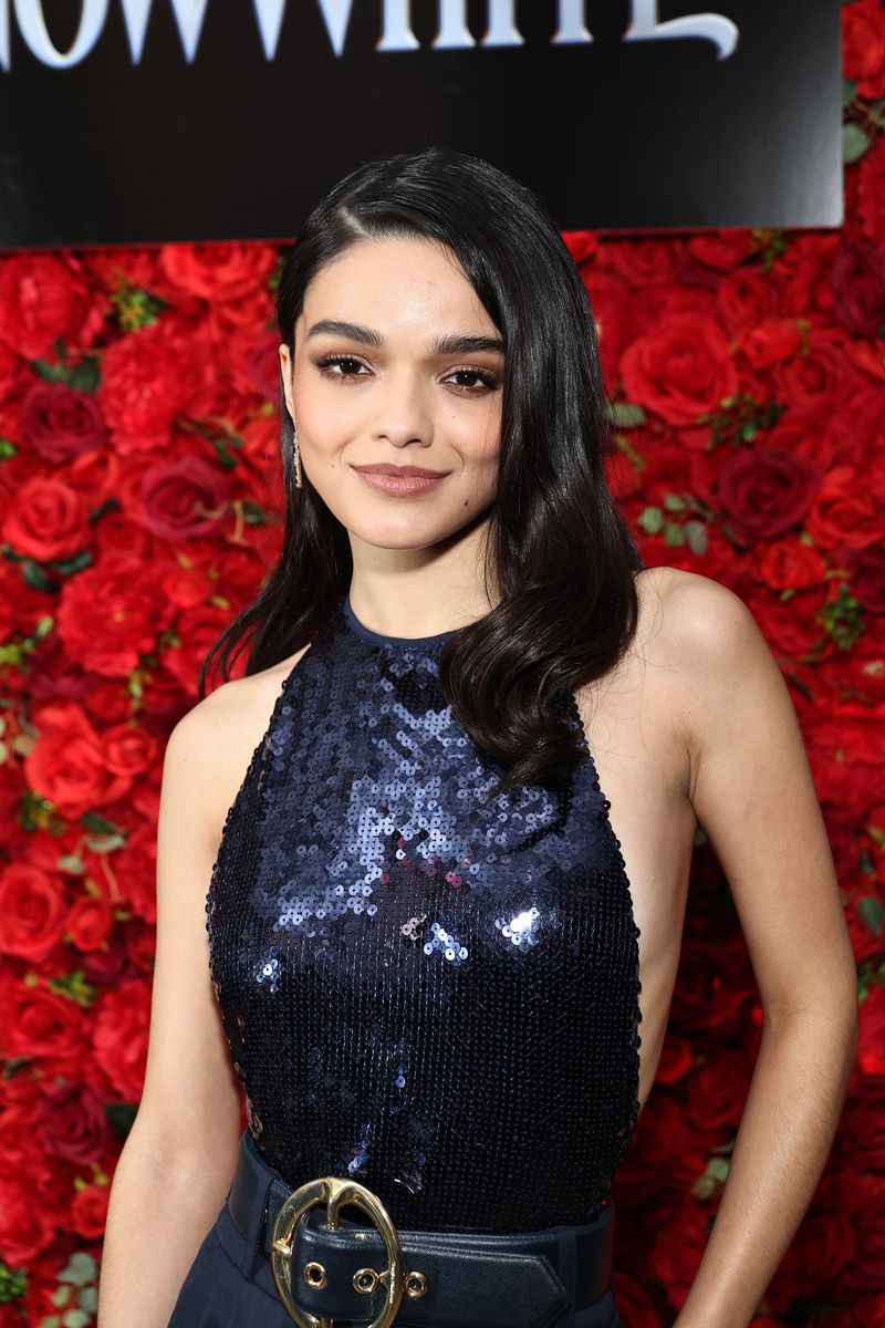 Rachel Zegler – 5 ft 2 in