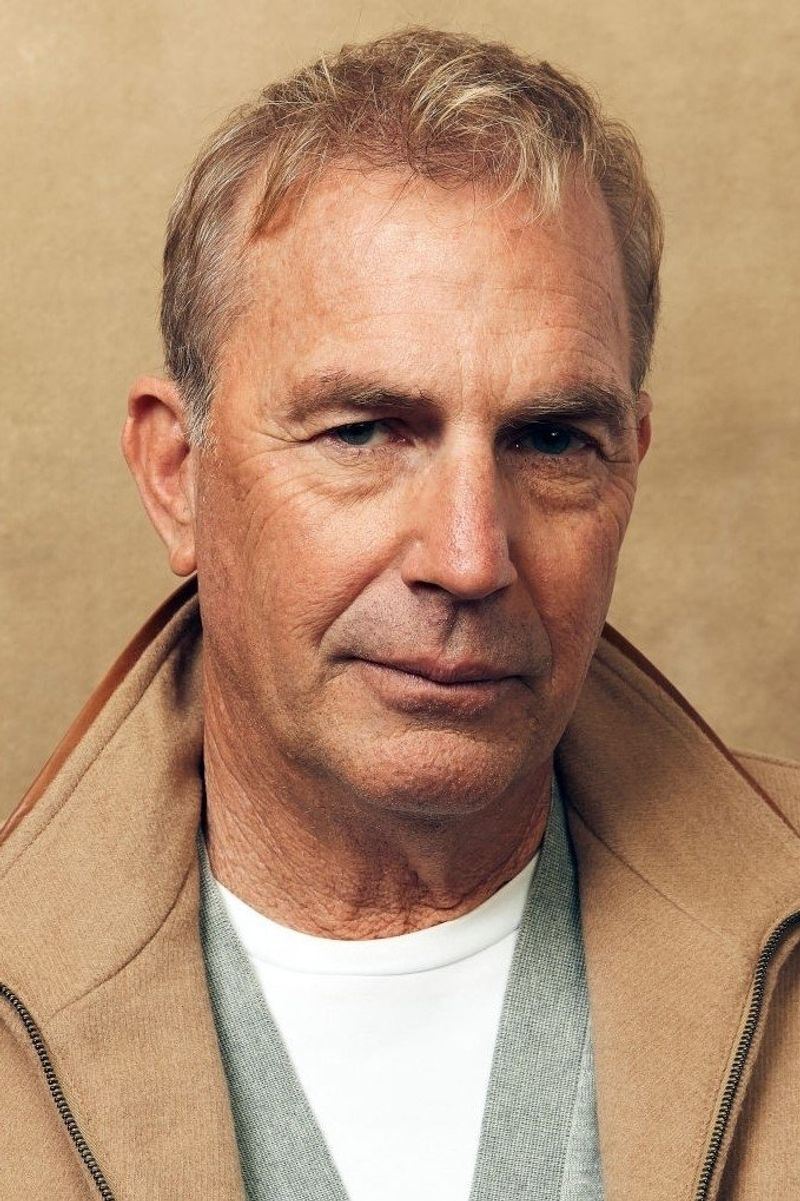 Kevin Costner – 7 Children