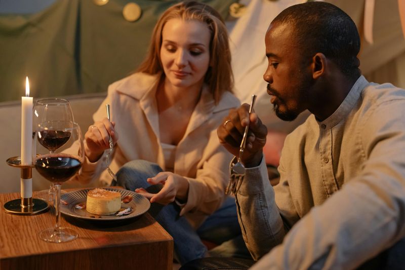 Watch Food and Alcohol Intake Before Bed