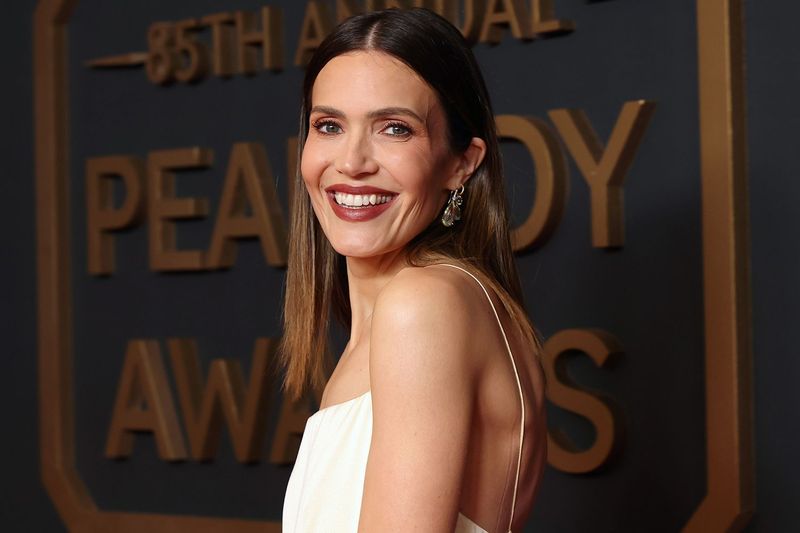 Mandy Moore - Pop Princess Turned TV Drama Queen