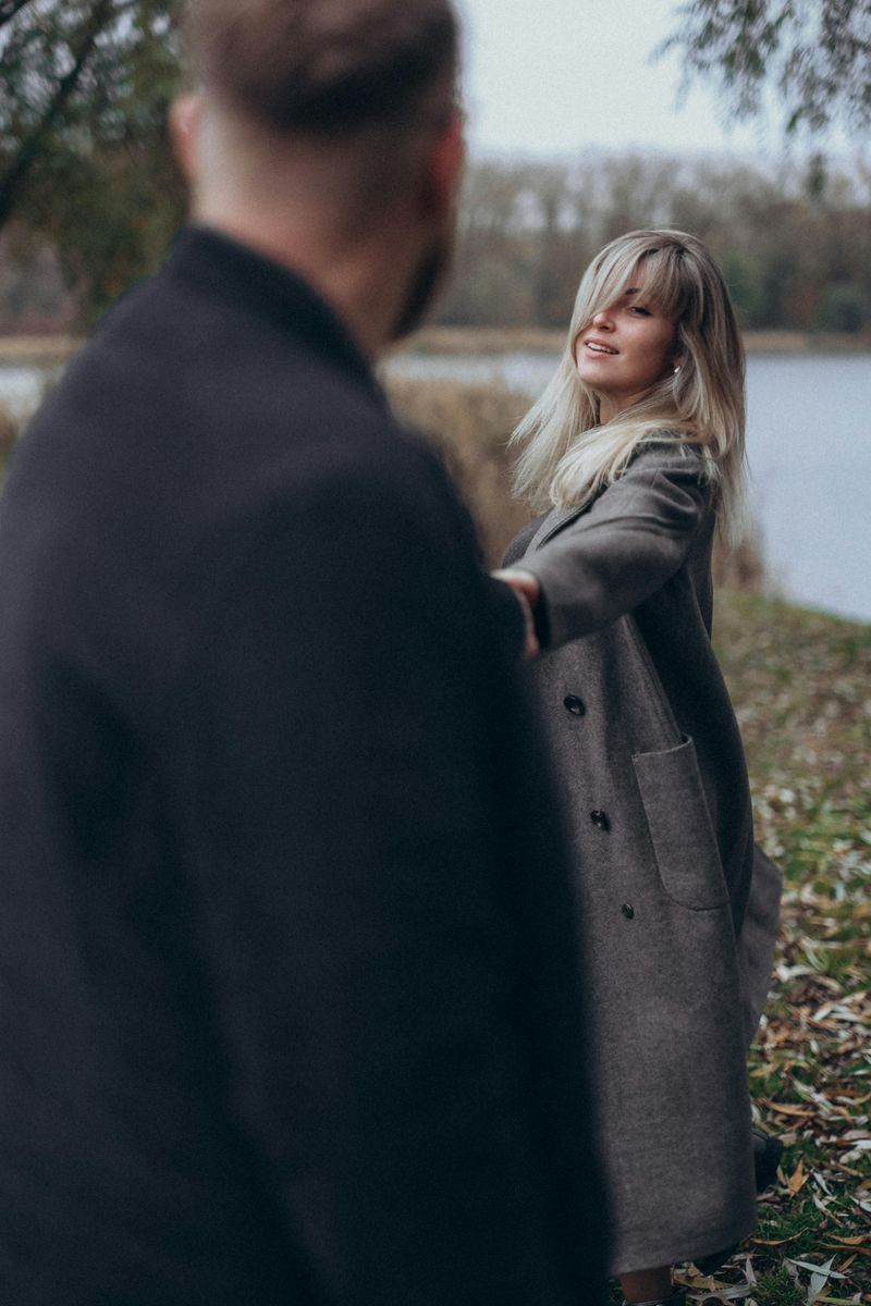 She Rushes Commitment