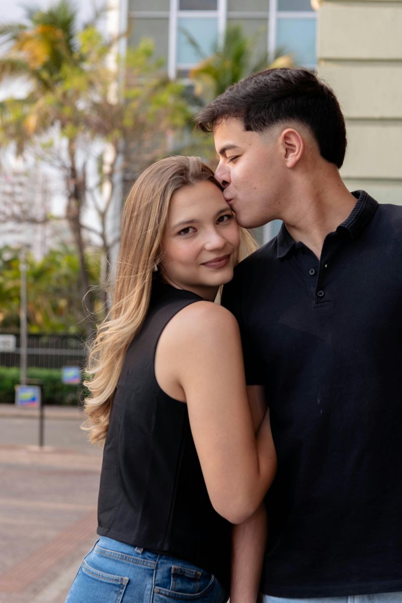 11 Things Every Woman Truly Deserves In A Man