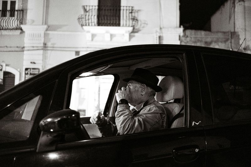 Driving at Night Without Anxiety