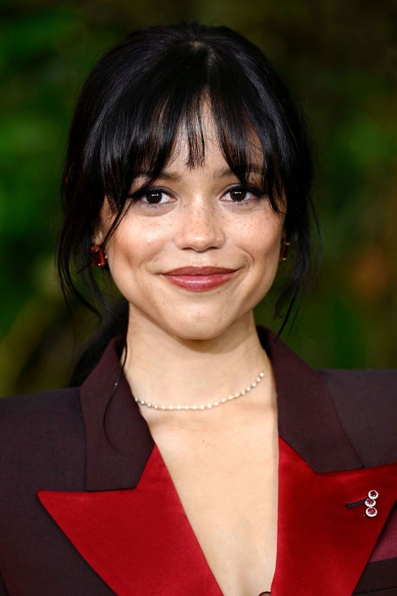 Jenna Ortega – 5 ft 1 in