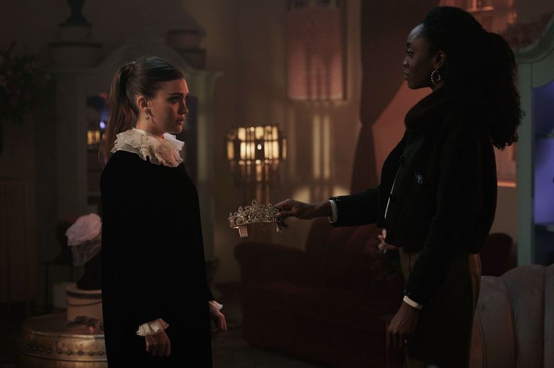 Vampire Academy (2022)